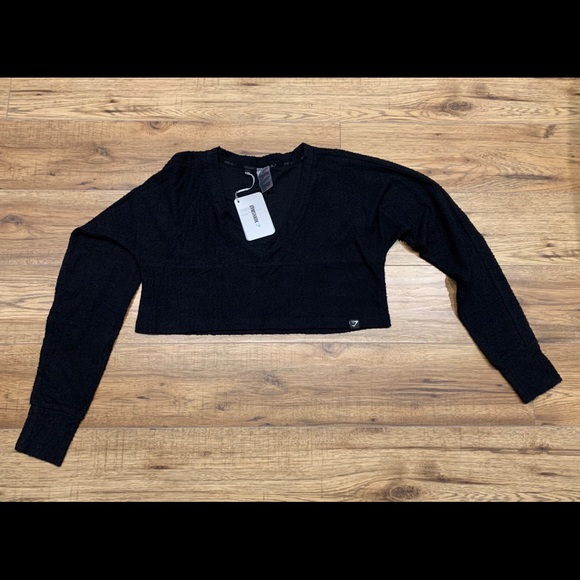 Gymshark Tops - Gymshark cropped long sleeve